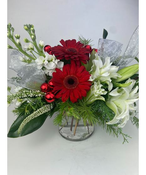 Holiday Mixed Floral Arrangement – Holiday Flowers – Toronto delivery -  Blooms New Jersey